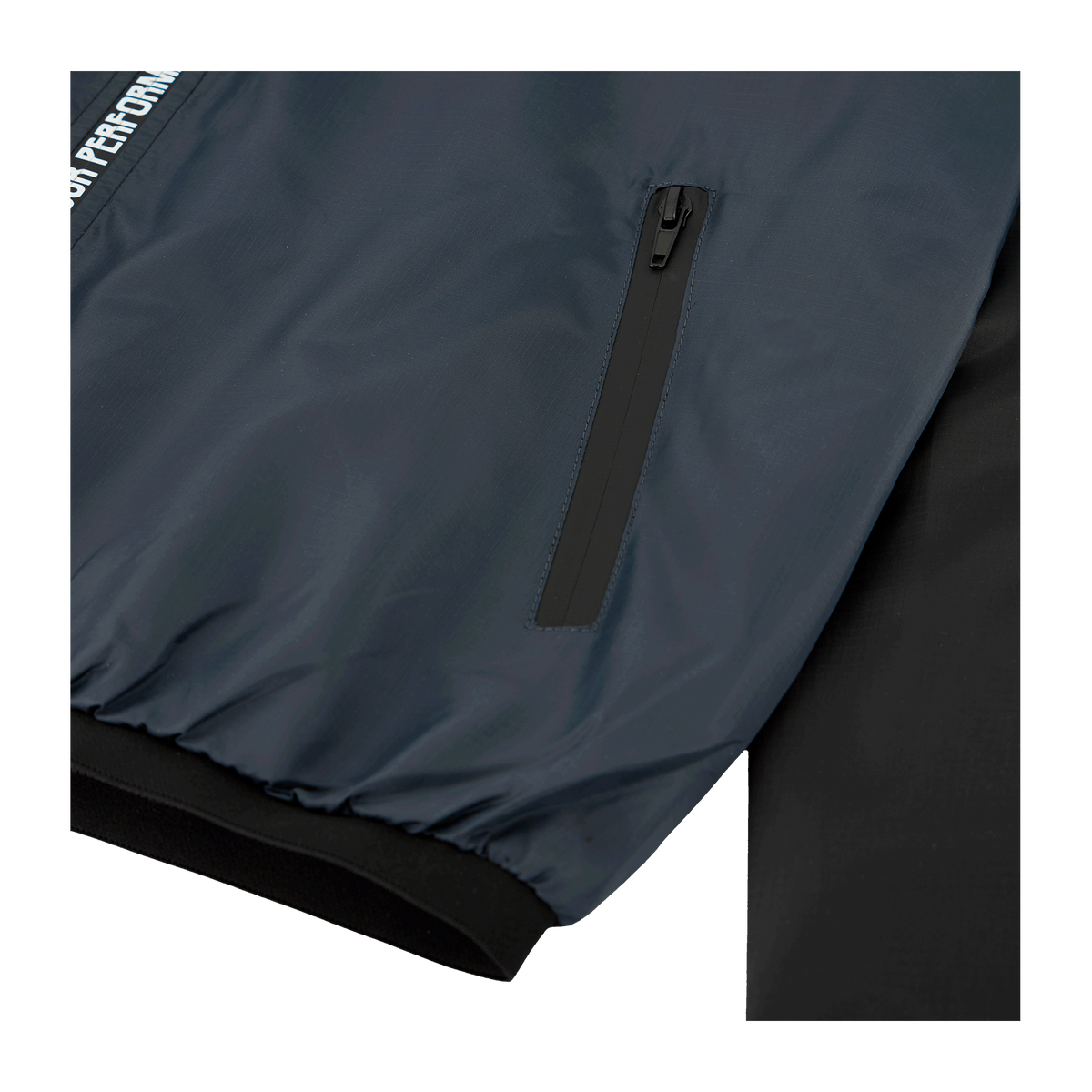 CORTAVIENTOS LIGERO BOOST Negro/Gris